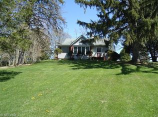 665 Ridge Rd, Hinckley, OH 44233