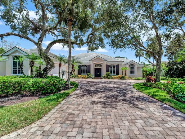 211 Shores Dr, Indian River Shores, FL 32963