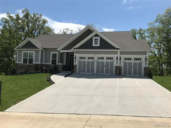 1603 Sugar Creek Dr, Festus, MO 63028
