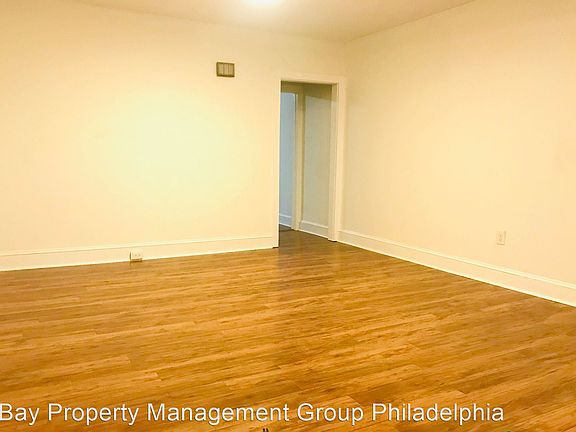 5th image of 6122 Larchwood Ave
