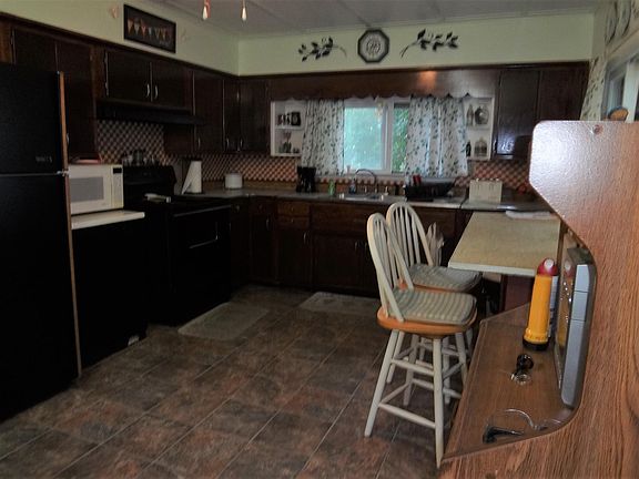 2nd image of 5185 W 400 S