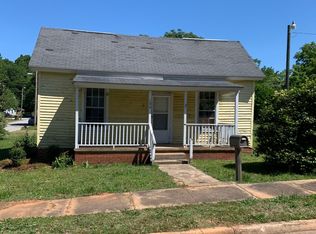 104 Davis St #180, Clinton, SC 29325