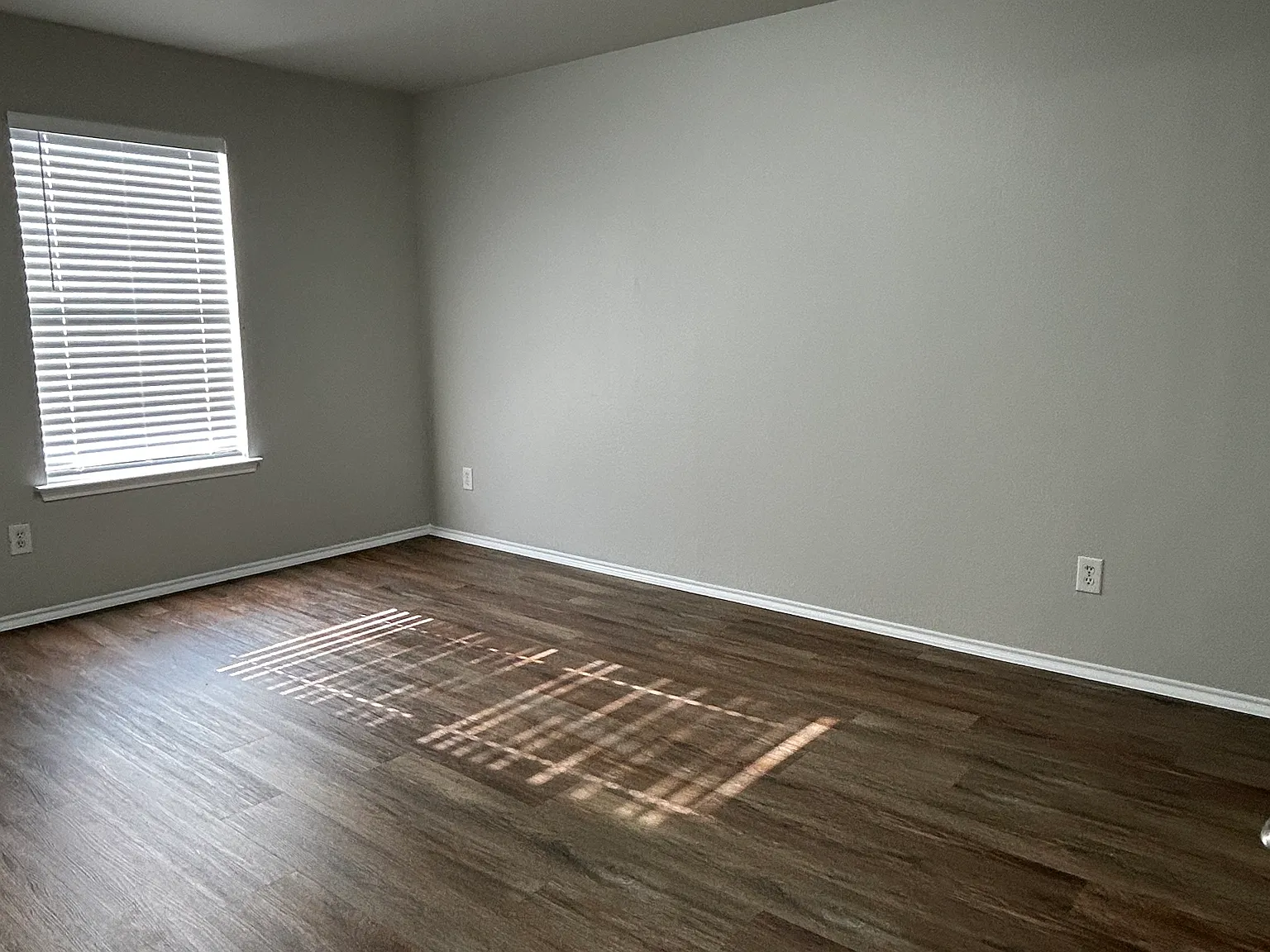 3 bed, 1600 sqft, $2,250 — Photo 4
