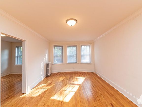 3rd image of 6636 N Glenwood Ave #2