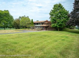 6640 McNeil Rd, Saint Johns, MI 48879