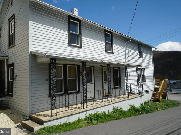 18 Spruce St, Franklin, WV 26807