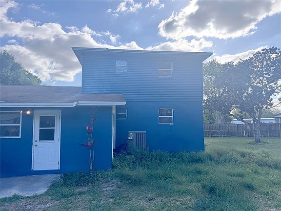 5th image of 1142 SW Mildred St
