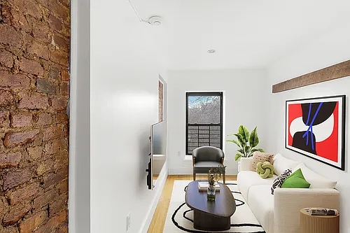 117 Albany Ave #2 Photo 1