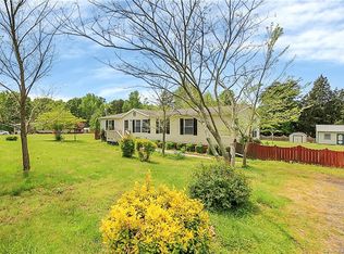 128 Evelyn Ln, Mooresville, NC 28117