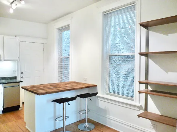 1535 N Bosworth Ave #2, Chicago, IL 60642