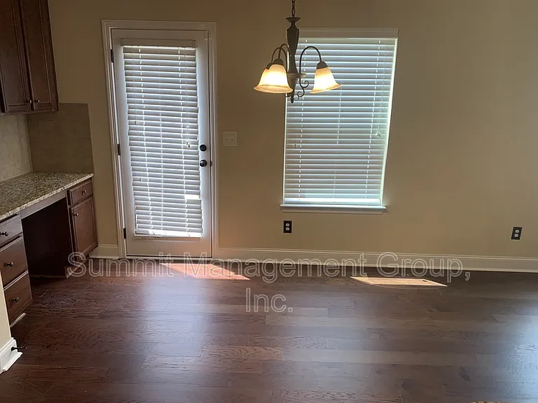 4991 Jack Dr — Photo 10
