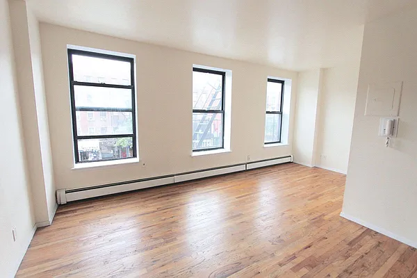 Rented by Metripol Corporation | media 11