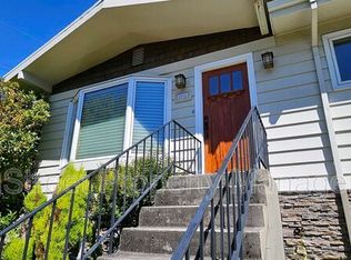 6910 SW 11th Dr, Portland, OR 97219