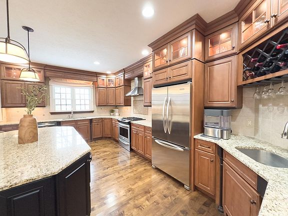 5th image of 3411 Eastbrooke Ct