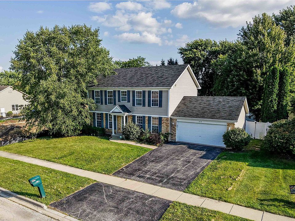 1st image of 616 Bayfield Dr