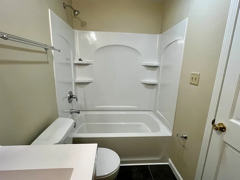 1901 S 1st St #7 — Photo 12