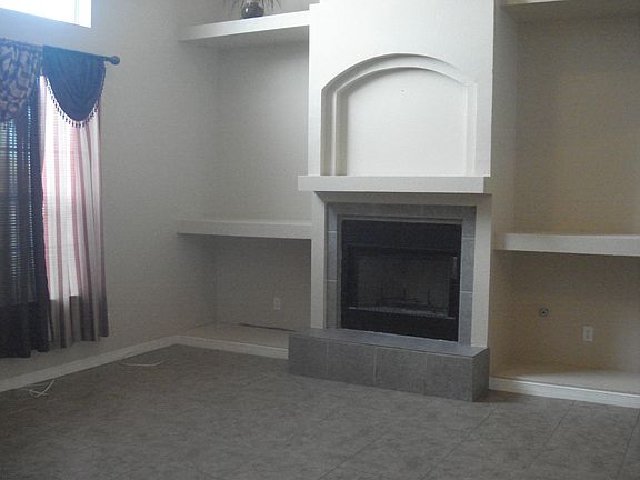 4th image of 725 Paseo Sereno Dr