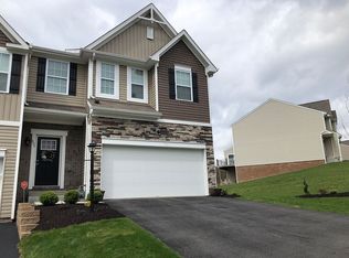 607 Freedom Dr, Carnegie, PA 15106