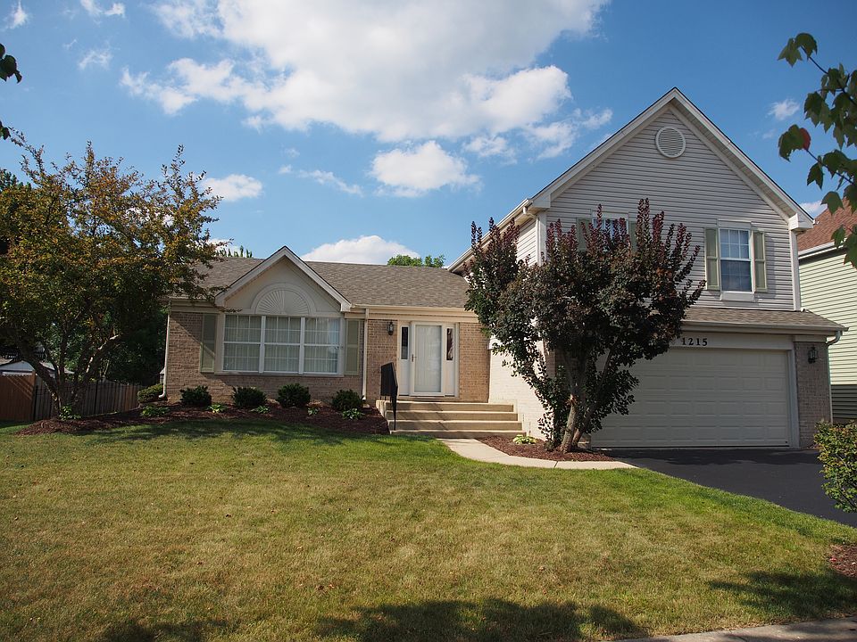 1st image of 1215 Easton Dr