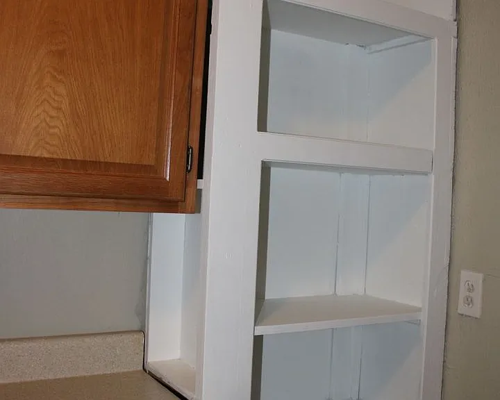 209 W Douglas Dr — Photo 16