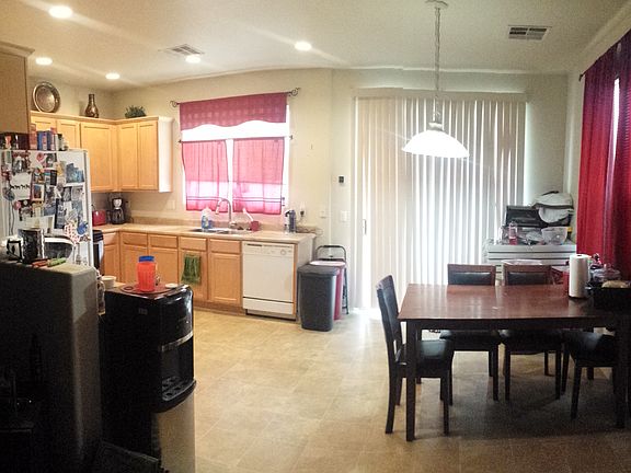 3rd image of 46030 W Holly Dr