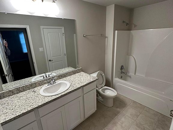 5th image of 113 Grace View Dr