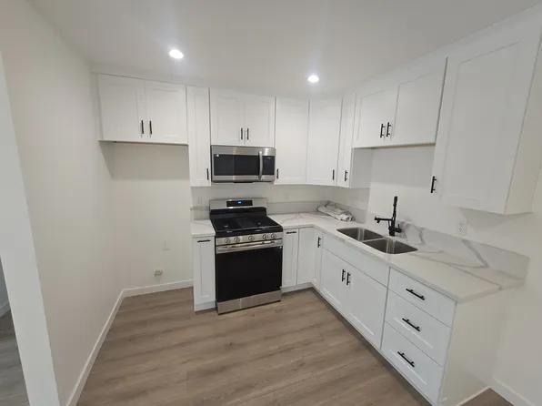 6843 Delta Ave, Long Beach, CA 90805