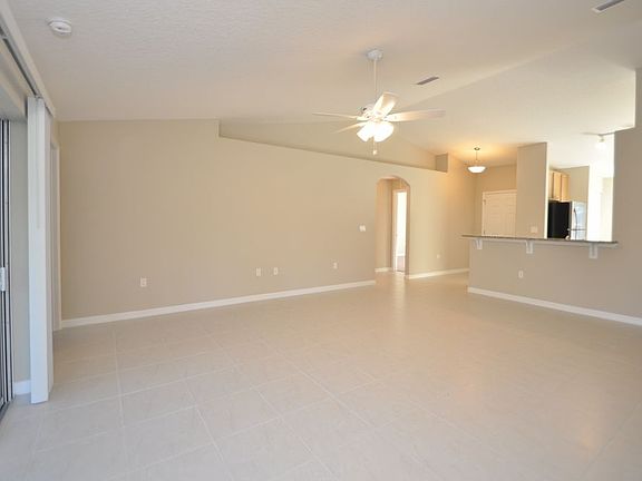 5th image of 78 Bridgehaven Dr