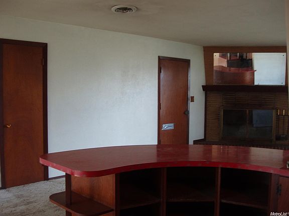 2nd image of 1534 Cherrywood Dr
