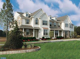 601 Orangewood Ct, Perkasie, PA 18944