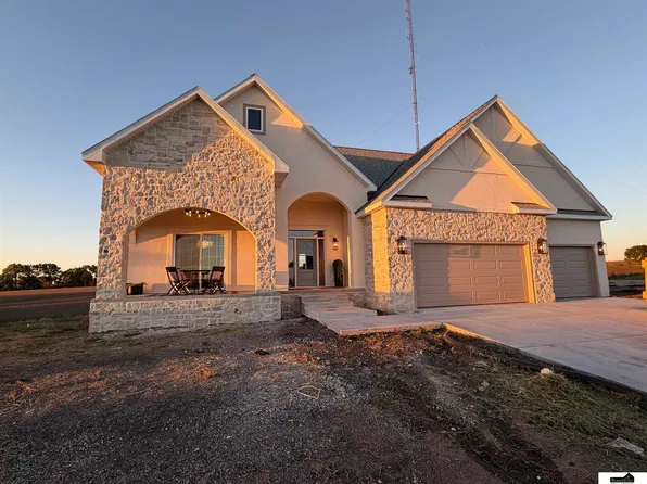 8930 Dragonfly Ln, Lincoln, NE 68526
