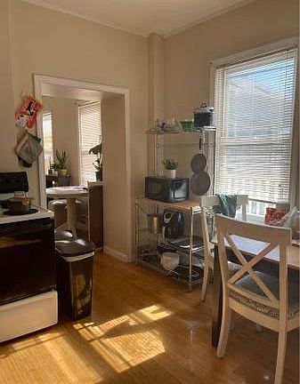 4th image of 630 Wickenden St
