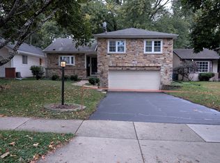 178 S Milton Ave, Glen Ellyn, IL 60137