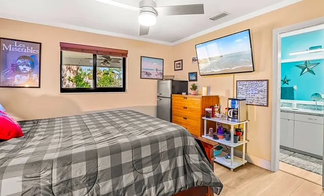 1 bed, 1638 sqft, $1,800 — Photo 2
