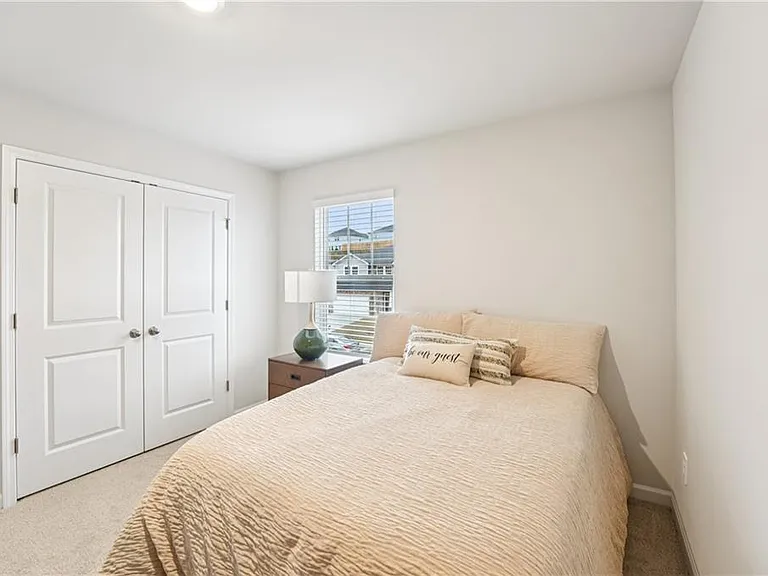 80 Proust Cir — Photo 33