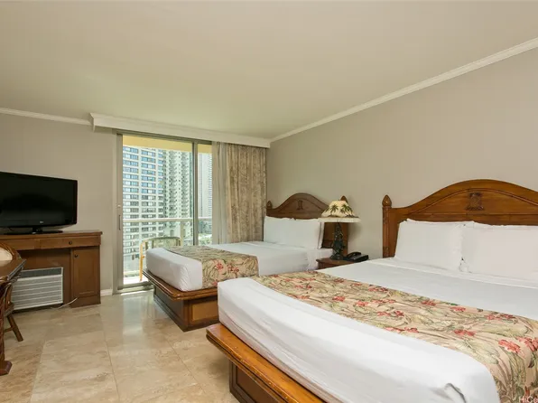 2045 Kalakaua Ave APT 818, Honolulu, HI 96815