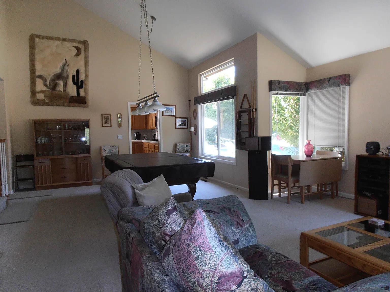 4015 Camrose Ave photo 1