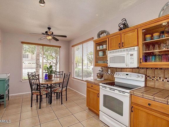 5th image of 3910 E Campbell Ave