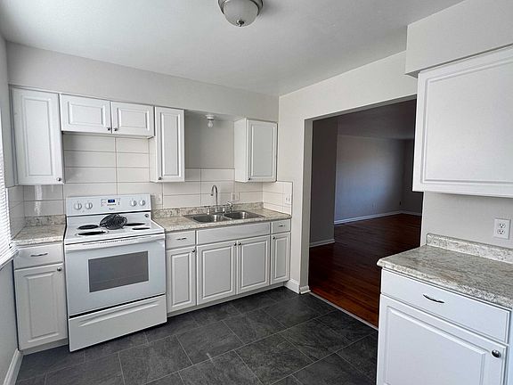 3rd image of 103 Broad Meadows Blvd #109