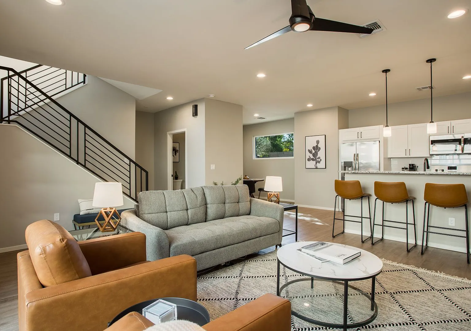 Immediate Move In Available! — Photo 1