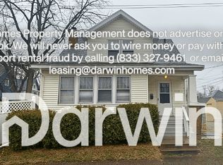 1210 11th St, Moline, IL 61265