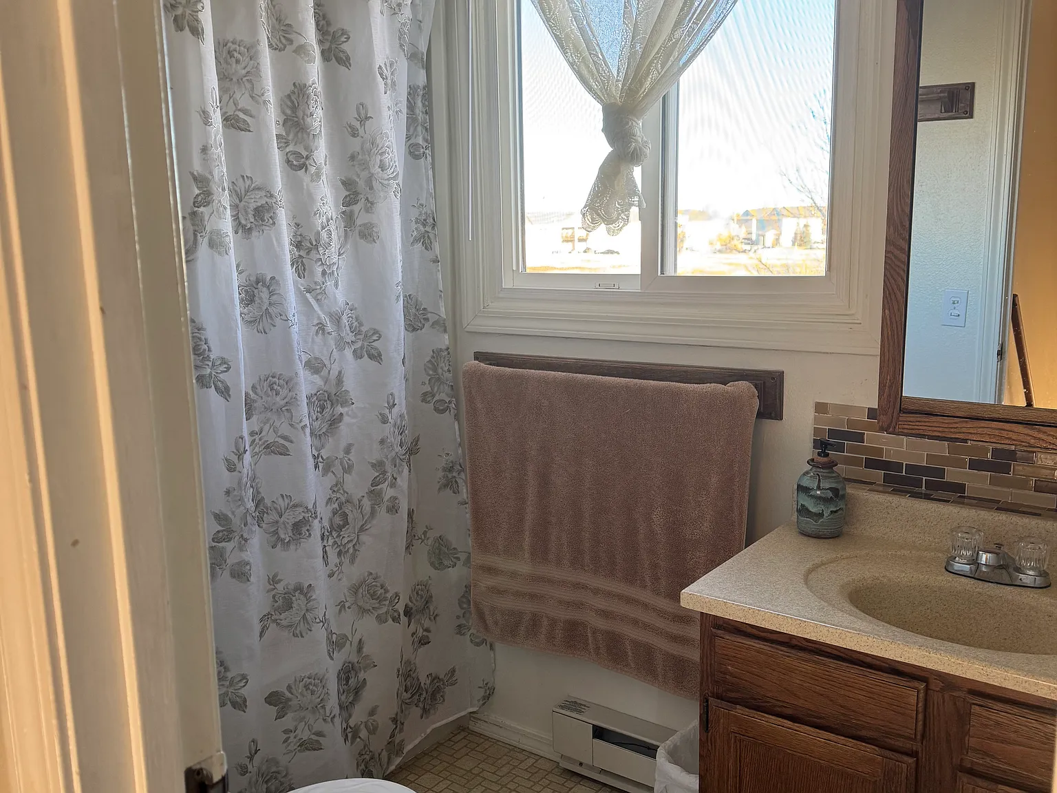 1309 Pinecrest St — Photo 3