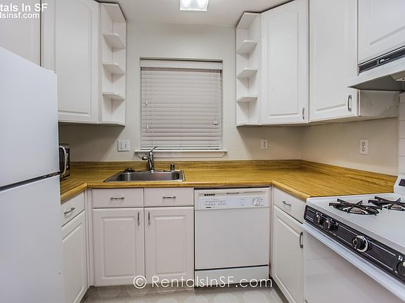 4th image of 1108 1/2 Shrader St