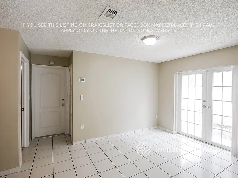 621 SW 176th Ave — Photo 7