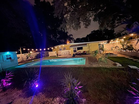 4th image of 218 Virginia Dr