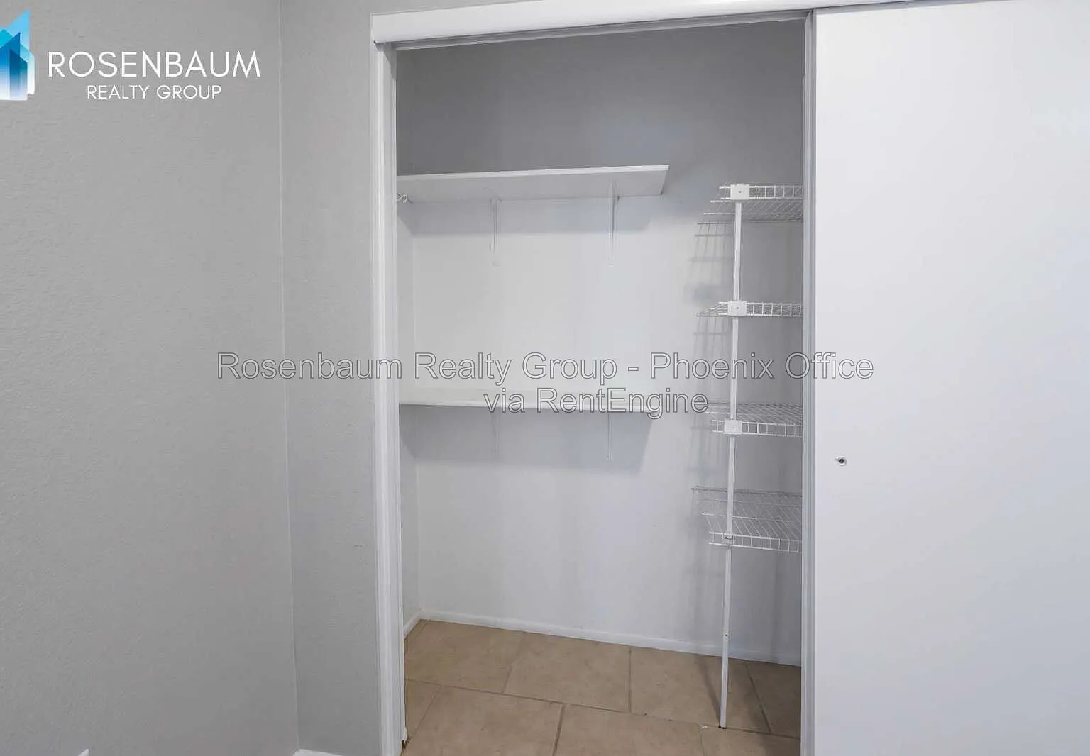 2 bed, 1.5 bath, 1000 sqft, $1,145 — Photo 4