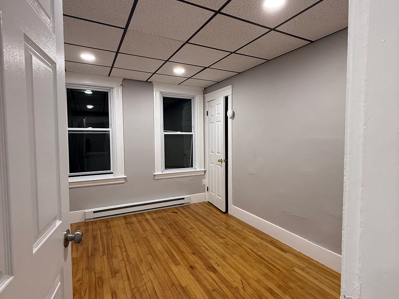 3 bed, 1337 sqft, $2,350 — Photo 4