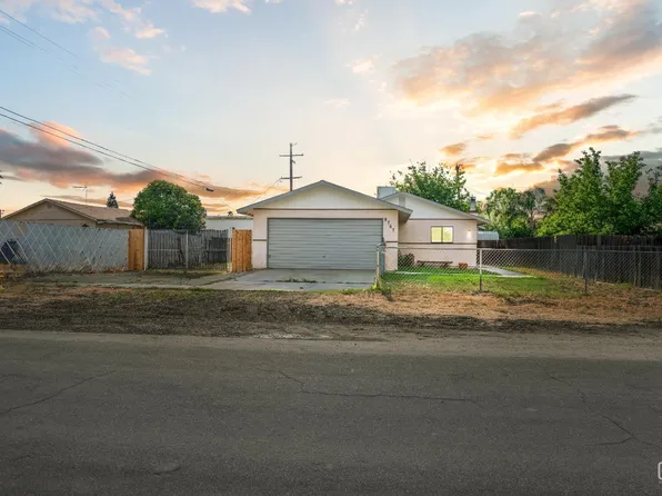 8767 Greenfield Park Dr, Bakersfield, CA 93307