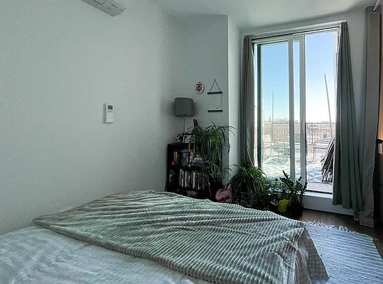 Rented by ERNY LLC | media 12