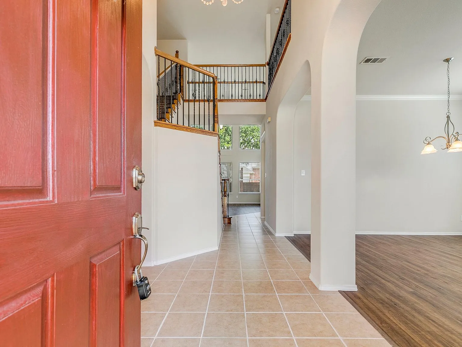 11570 Beeville Dr — Photo 2